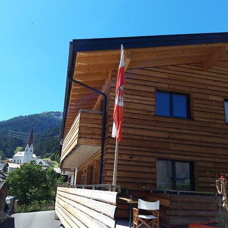 Haus Riefli- Monique Apartment Sankt Anton am Arlberg Bagian luar foto